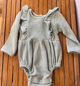 Organic cotton ruffle romper