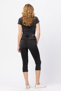 Judy Blue Capri Skinny- Black