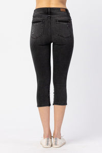 Judy Blue Capri Skinny- Black